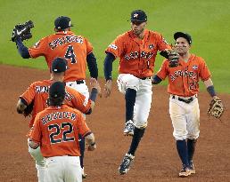 Baseball: Astros take ALCS opener