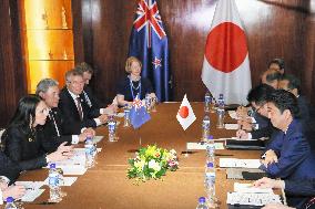 Japanese, New Zealand leaders meet in Vietnam