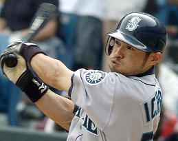 Ichiro adds one hit in record chase