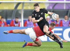 Rugby: Beauden Barrett to play in Japan