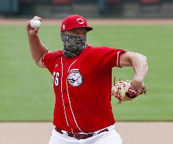 Baseball: Reds' Kuhnel