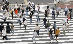 Tokyo reports 206 new coronavirus cases