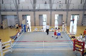 Pro boxing restarts in Japan