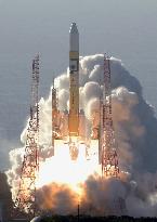 UAE's Mars orbiter launched on Japanese rocket