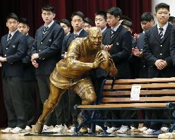 Rugby: Statue of Japan captain Michael Leitch