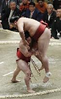 New Year Grand Sumo Tournament