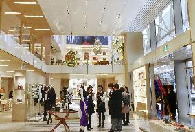 New Louis Vuitton outlet in Osaka