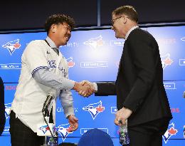 Baseball: New Blue Jays pitcher Shun Yamaguchi