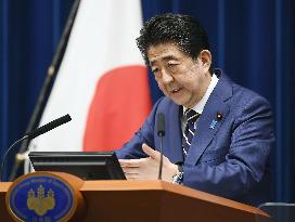 Abe vows to compile "boldest-ever" economic stimulus to fight virus