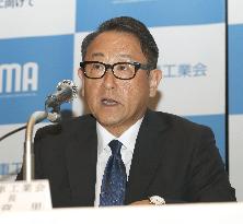 Head of Japan's auto industry group