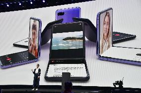 Samsung's Galaxy Z Flip foldable phone