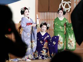 Kyoto's maiko prepare for stage performance