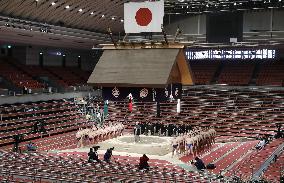 Sumo: Spring tourney without fans