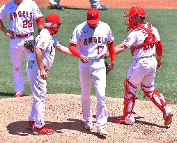 Baseball: Astros v Angels