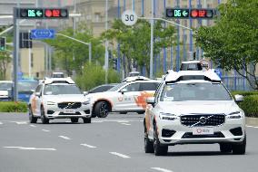 Self-driving taxi