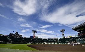 Baseball: High school baseball at Koshien Stadium