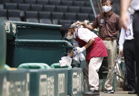 Baseball: High school baseball at Koshien Stadium