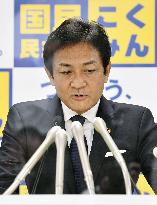 Japanese opposition party to split