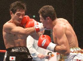 Larios defends WBC crown against Nakazato