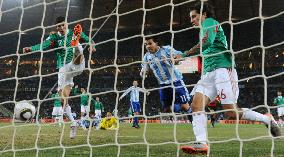 Argentina beat Mexico 3-1 to face Germany in quarters