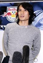 Former Japan captain Miyamoto sets off for Salzburg