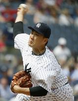 Tanaka dominates A's for 5th win of season