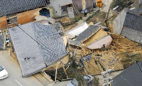 M6.9 quake jolts central Japan, 1 dead, over 160 injured