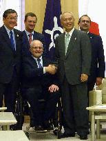 IPC chief Craven talks with Tokyo Gov. Masuzoe