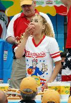 Japanese woman wins U.S. hot dog eating contest