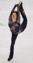 Russia's Slutskaya leads after SP at Cup of Russia