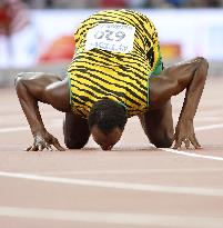 Bolt wins 200m for record 10th gold at worlds