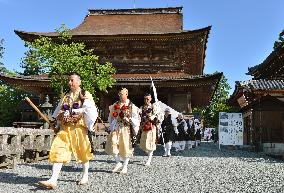 Monks follow pilgrimage of Shingon founder as training