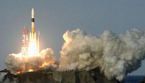 Japanese H-2A rocket lifts off carrying 1st commercial satellite