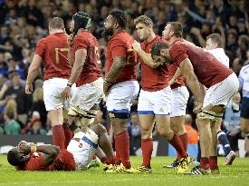 New Zealand beat France 62-13 in Rugby World Cup quarterfinals