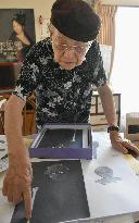 WWII survivor keeps wartime memory alive with ink drawings