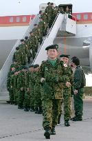 (2)Main Japan ground troop contingent arrive in Kuwait