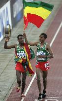 Bekele wins 10,000 meters at world athletics championships