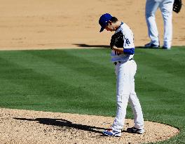Maeda takes loss in Game 3 of NLDS