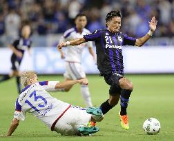 Soccer: Gamba's Ideguchi named top rookie of J-League