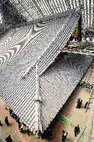 Rooftop of Kyoto temple's Amitabha hall renovated