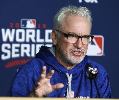 Baseball: Maddon meets press before World Series