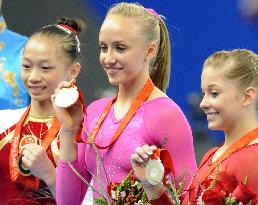 Liukin wins women's gymnastics individual all-around final