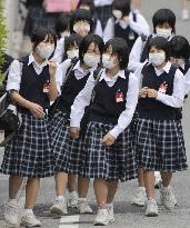 Schools in flu-hit Osaka, Hyogo reopen after 1-week closure