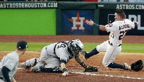 Astros beat Yankees in NLCS