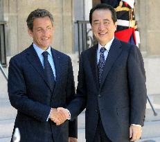 Kan, Sarkozy discuss nuclear safety ahead of G-8 summit