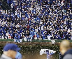 Chicago Cubs advance to World Series