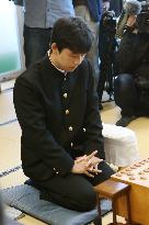 14-year-old pro shogi player defeats 76-year-old opponent