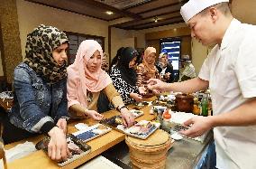 Halal sushi event in Fukuoka