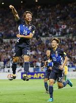 Soccer: Japan's Asano scores opener against Australia in World Cup qualifier
