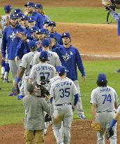 Dodgers beat Astros 6-2 in World Series Game 4